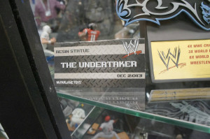 Toy Fair 2014 McFarlane WWE Undertaker Statue