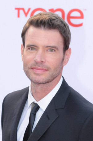 Scott Foley Photos