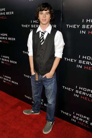 Charlie McDermott attends the premiere of 