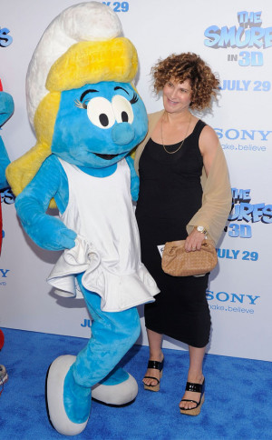 Amy Pascal, Crazy Aunt