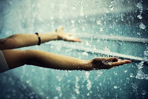 ve got everything I need except a man. And I'm not one of those women ...