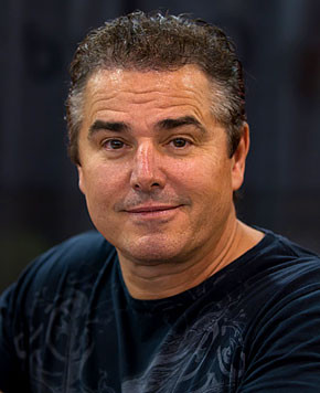 ... /brady-bunchs-christopher-knight-sued-for-assault-and-battery-201141