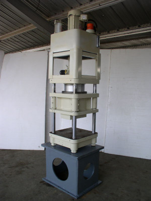 80 Ton Fisher / Precision 4 Post Hyd. Press; Down Acting Type; Mfg ...