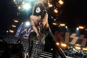 Paul Stanley of Kiss' 20 Best Onstage Quotes Pictures - Let's call ...