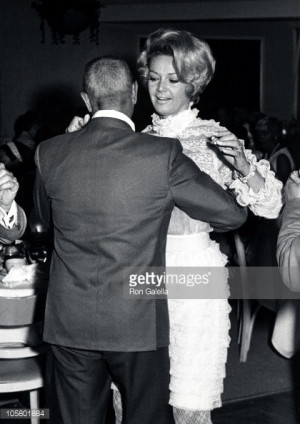105801884-zeppo-marx-and-barbara-marx-during-raquet-gettyimages.jpg?v ...