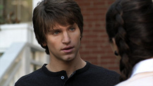 pretty-little-liars-1x17-the-new-normal-toby-cavanaugh-cap-1