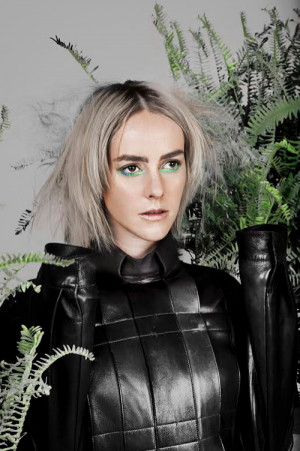 jena malone johanna mason mockingjay