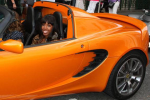 Kelly drives Lotus Elise