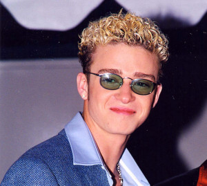 Bleached-Hairs-Most-famous-fashion-trends-of-1990s.jpg