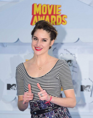 ... Woodley’s 2015 MTV Movie Awards Beauty Look–Stunning Edgy Braid