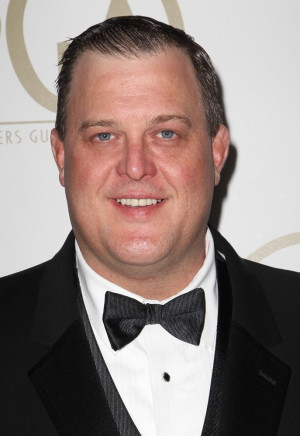 Billy Gardell Picture 3