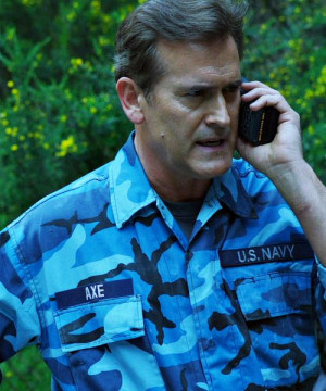 Bruce Campbell - Burn Notice: The Fall of Sam Axe