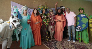 ... Puja with Preity Zinta, Sivamani and Hinduja Family at Sangam