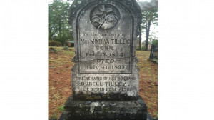 Image 6. Tombstone of Minerva and Durrell Tilley. Photo by author.