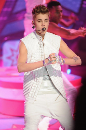 Justin Bieber And Maud Welzen