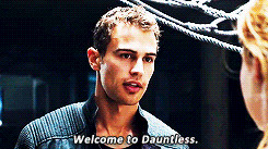... shailene woodley gifs(3) FOURTRIS tobias eaton tris prior theo james