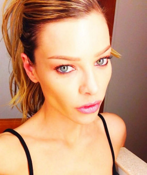 ... German Thos, Beautiful Women, Pretty Women, Beautiful People, Eye Tho