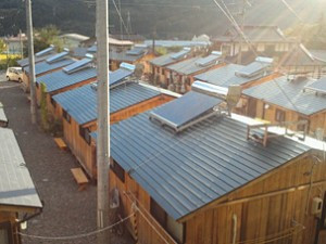 Solar panels in Ishinomaki supply 1.7 kilowatt hours of electricity ...