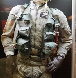 Military Uniforms Walkaround vol.2: Col. Robin Olds Combat Gear