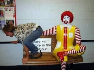 12 Funniest and Most Inappropriate Ronald McDonald Photos
