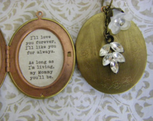 Popular items for mothers locket