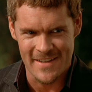 Matt Schulze As Wallstreet Darren Bettencourt In The Transporter ...