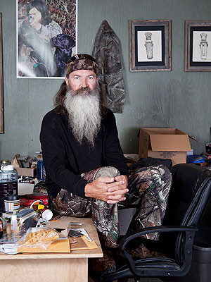 Phil Robertson Tells Men to Marry Underage Girls in Newly Unearthed ...