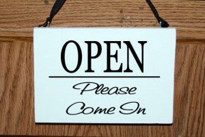 Two sided open/closed business door hanging sign