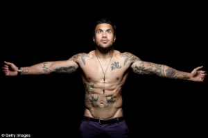 Digby Ioane turned his body into a work of art by decorating it with ...