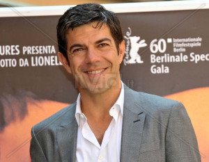 Thread: Classify actor Pierfrancesco Favino