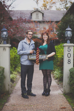 Romantic Maternity Shoot (with a Side of Harry Potter!)