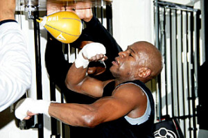 floyd mayweather hard work dedication quote Floyd Mayweather trains at ...