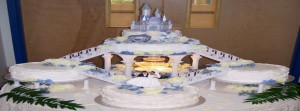 Beautiful Wedding Cakes With Waterfall