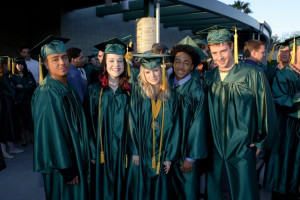 Veronica & Logan veronica mars gang-graduation