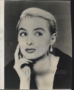 Doris Lilly Pictures