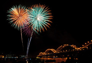 Forth July Fireworks on the Mississippi