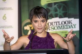 Keisha Castle-Hughes often used to compete in and win speech ...
