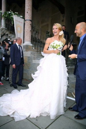 abito da sposa michelle hunziker thumbs thumbs hunziker foto