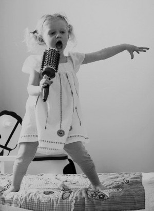 little girl singing with a hairbrushMusic, Little Girls, Go Girls ...