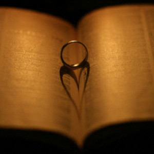 Non Traditional Wedding Vows Challenge Your Romantic Sense