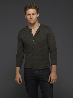 zach-roerig-promo-image-the-vampire-diaries.jpg