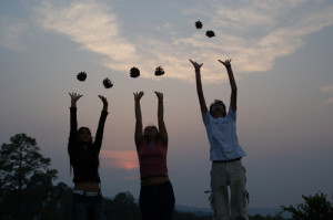 Membuat Hati Para Pembaca Lebih Fun Dan Tidak Mengecewakan Happy