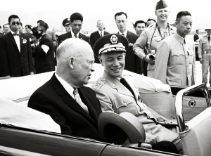Chiang_Kai-shek_%26_Eisenhower.jpeg