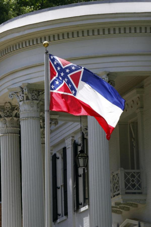 Notable Mississippians join chorus to change state flag - Yahoo ...