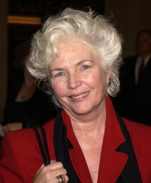 Fionnula Flanagan at event of The Pianist (2002)