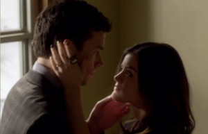 Aria And Ezra Stairwell Kiss