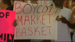 Monday deadline looms as Market Basket protests continue