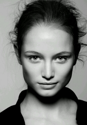 Maud Welzen - celebrity, beauty