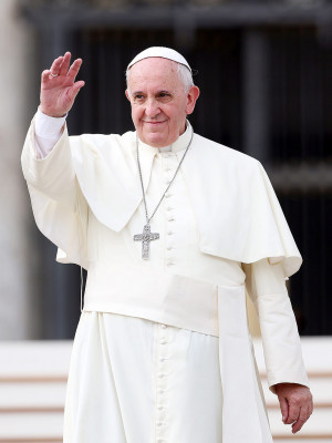Pope Francis's 3 Simple Phrases for a Happy Family Life