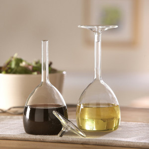 Miam.Miam Oil and Vinegar Cruet Set : This stylish oil and vinegar set ...